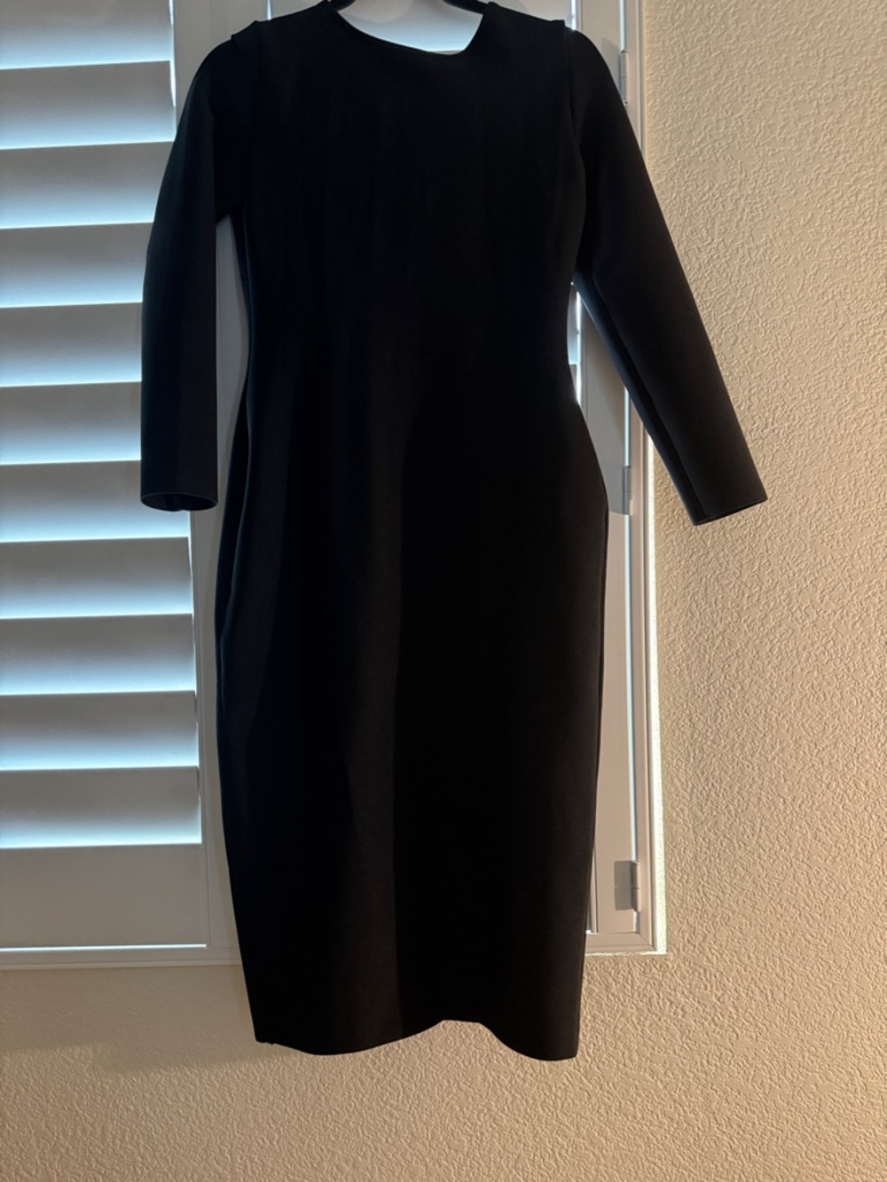 Elegant Black Long-Sleeve BandageDress